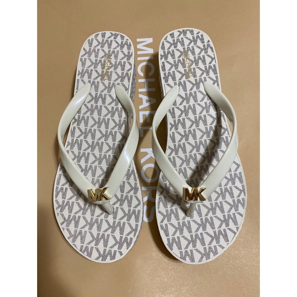 Michael Kors Flip flop Vanilla